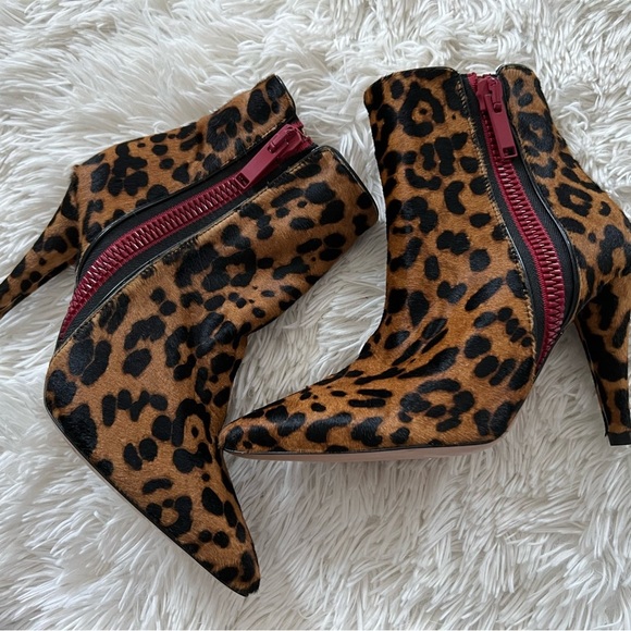 Veronica Beard Roquetta Calfair Booties - size 6 - Picture 8 of 11